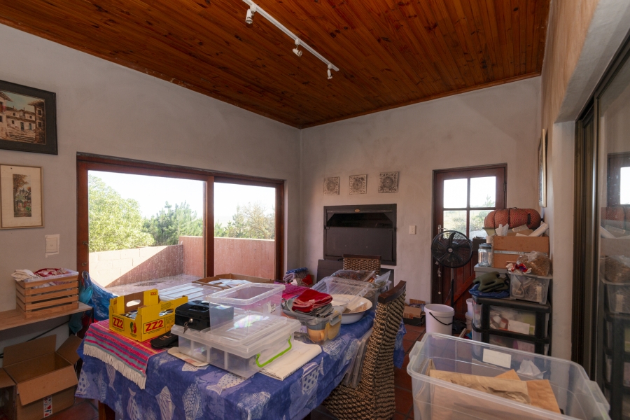 5 Bedroom Property for Sale in Trekoskraal Western Cape